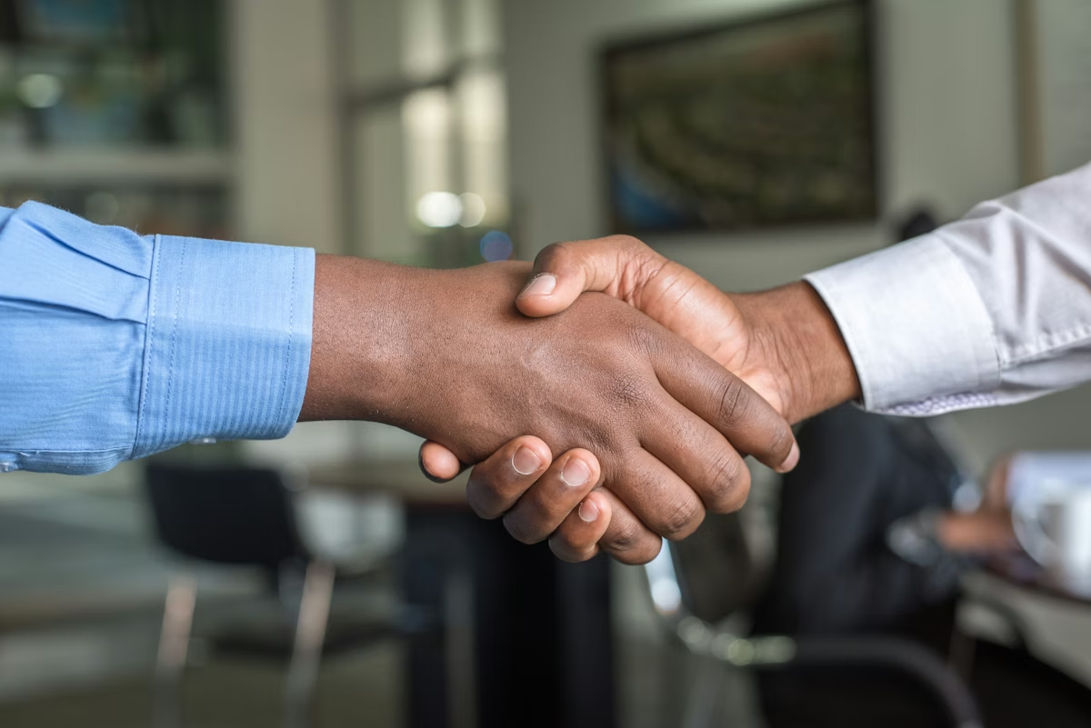 Community Involvement for Mobile Store Franchise in India